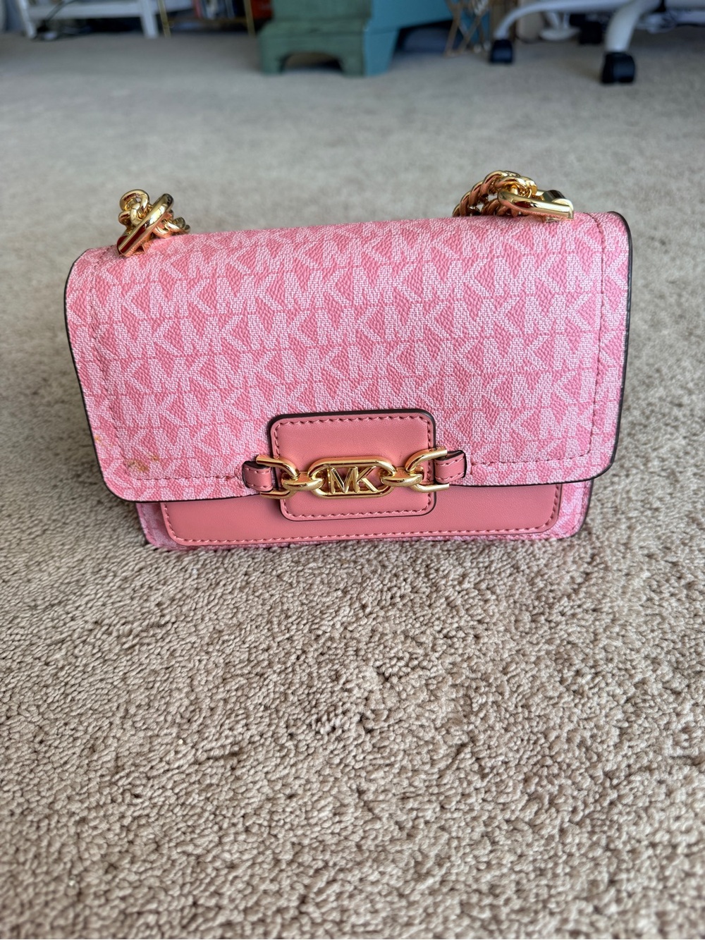 Michael Kors Pink Logo Chain Crossbody Bag - Picture 3 of 6